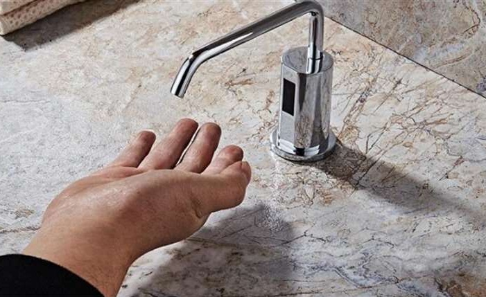 FS9854 deck-mount soap dispenser installed on countertop